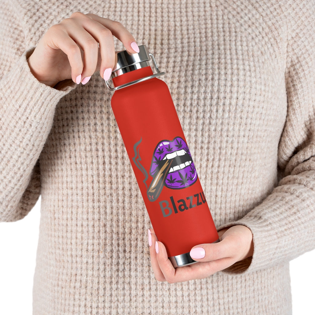 Blazzup  22oz Vacuum Insulated Bottle