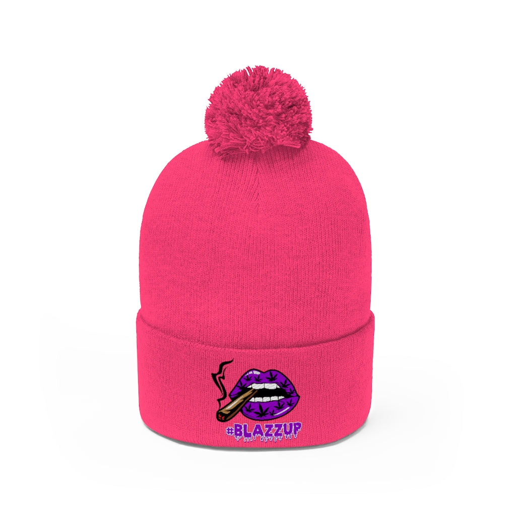 #Blazzup Pom Pom Beanie