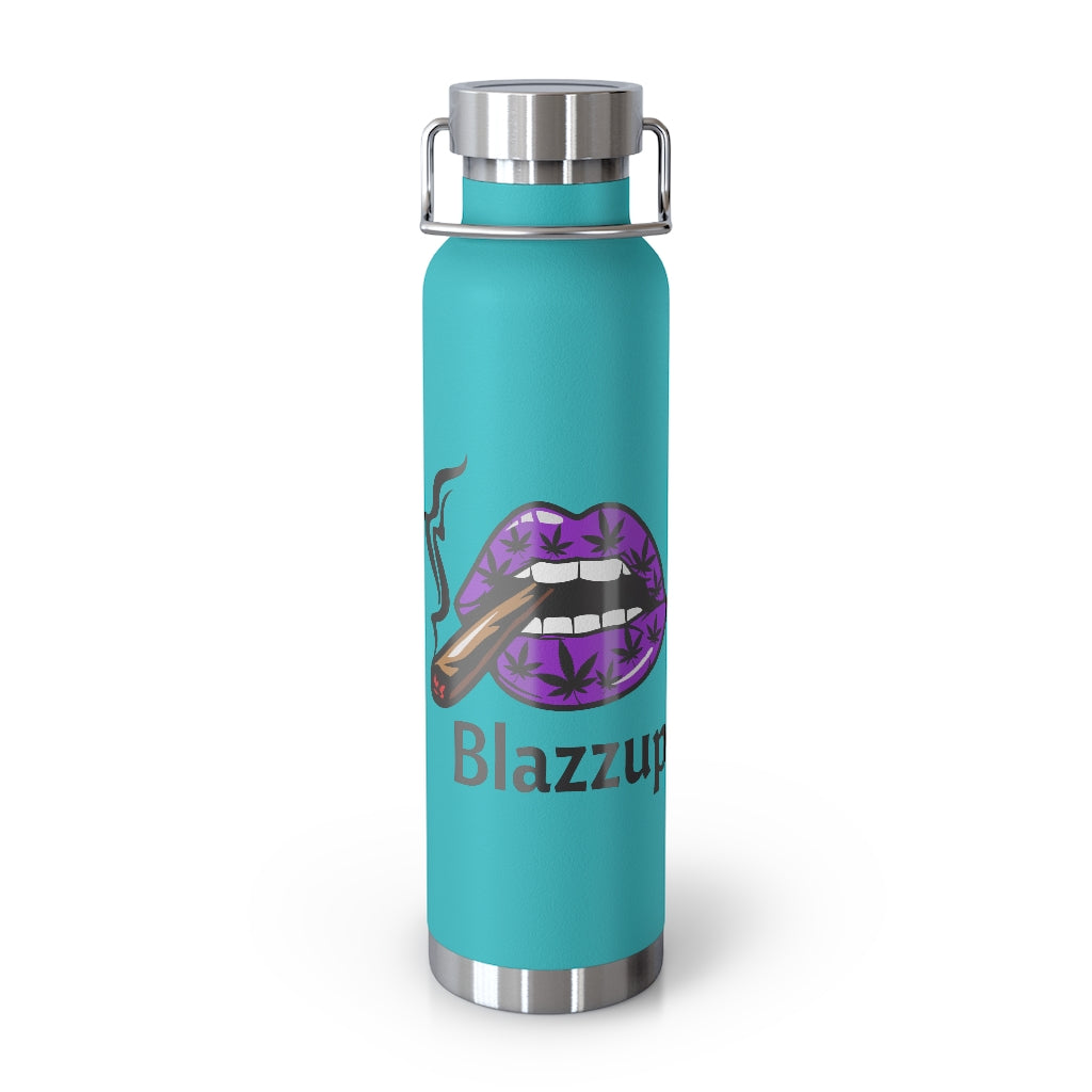 Blazzup  22oz Vacuum Insulated Bottle