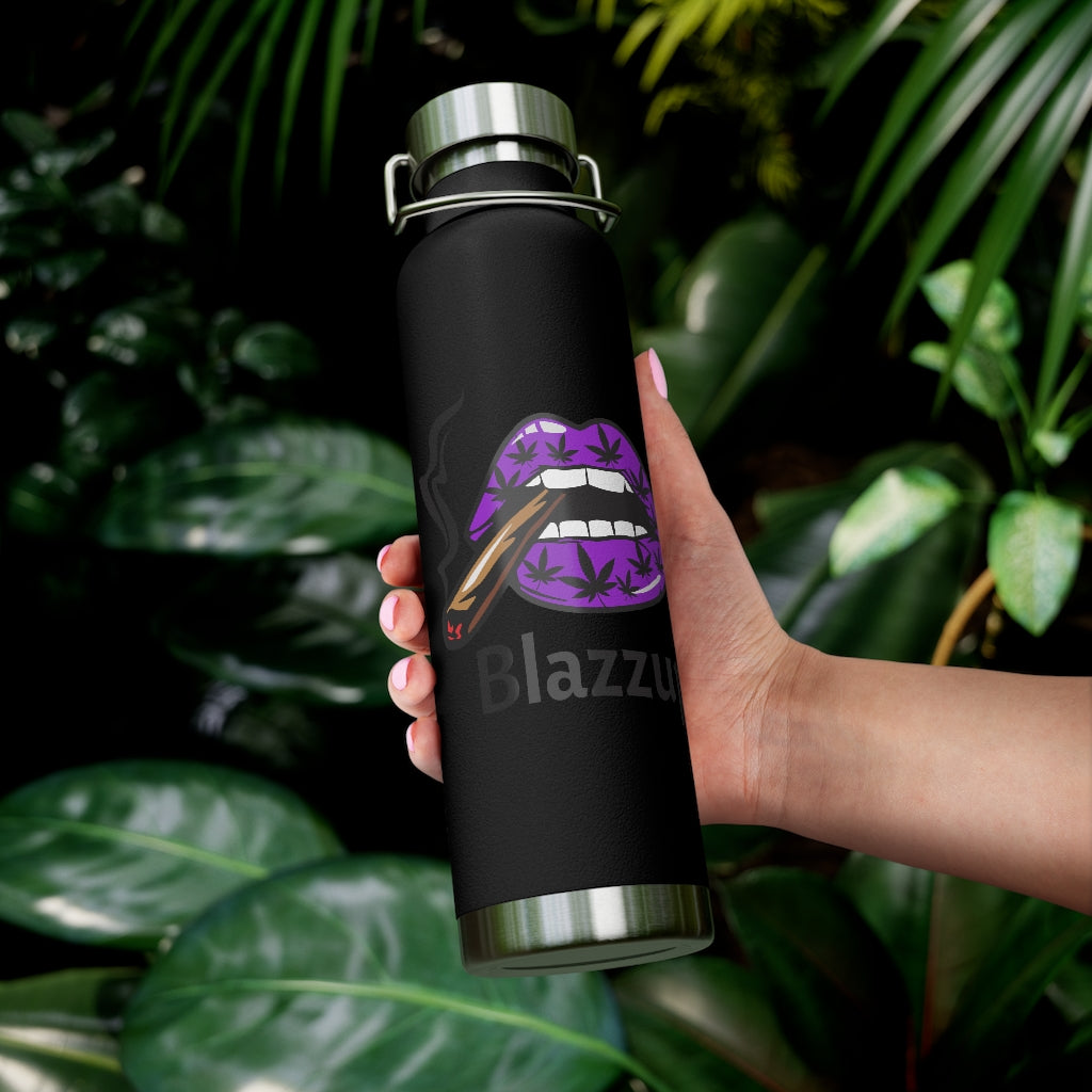 Blazzup  22oz Vacuum Insulated Bottle